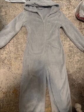 Cozy Hooded Women's Plush Onesie Pajama - Light Gray